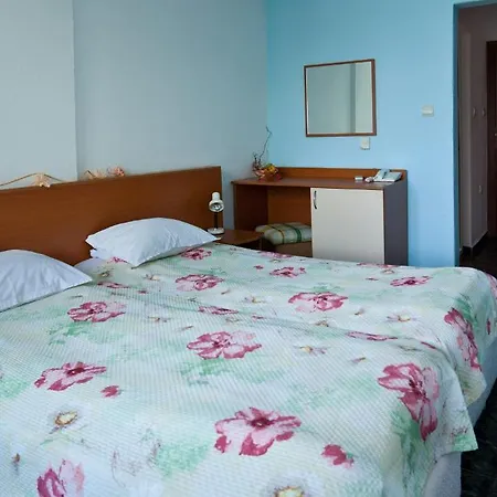 Szálloda Perla Beach Holiday Club